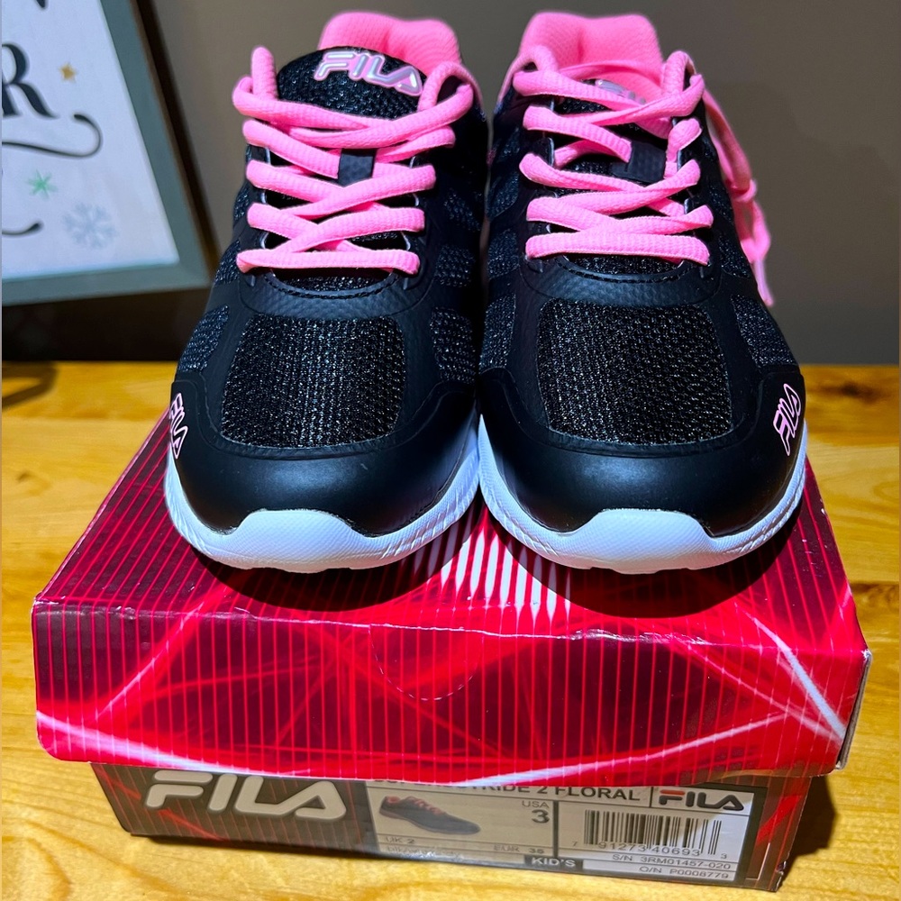 FILA girls sneakers